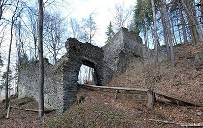 Zřícenina hradu Nový hrad