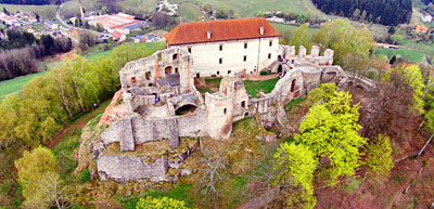 Hrad Pecka