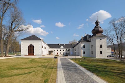 Historická knižnica rodu Apponyi