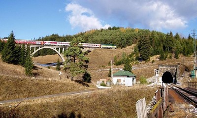 Tunel Kornela Stodolu